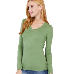 Camiseta de manga larga con cuello en V para mujer, Top elástico básico activo, camiseta ligera con estampado personalizado - Product Image 1