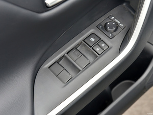 Gran oferta de vehículos de gasolina <span class=keywords><strong>Rav</strong></span> <span class=keywords><strong>4</strong></span> Rongfang <span class=keywords><strong>2023</strong></span> nuevo coche SUV Toyota <span class=keywords><strong>Rav</strong></span> <span class=keywords><strong>4</strong></span> coche CVT transmisión continuamente variable vehículo híbrido - Product Image 5