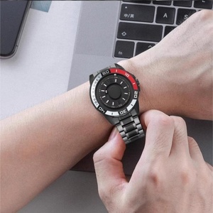 Montre pour homme EUTOUR à suspension magnétique à billes de quartz, bracelet en acrylique, boîtier en alliage de zinc, design à billes d'acier, mode créative - Product Image 3
