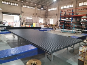 Design moderne et élégant Portes <span class=keywords><strong>de</strong></span> <span class=keywords><strong>garage</strong></span> insonorisées à motif <span class=keywords><strong>en</strong></span> bois <span class=keywords><strong>en</strong></span> alliage d'aluminium - Product Image 5