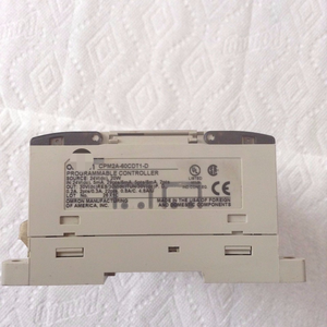 Plc <span class=keywords><strong>CPM2A</strong></span>-<span class=keywords><strong>60CDT1</strong></span>-D pengontrol yang dapat diprogram Sysmac <span class=keywords><strong>CPM2A</strong></span> - Product Image 3