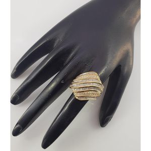 Anillo de Diamantes Jewelspaark de 2.42 Quilates, Corte Redondo y Baguette, Color G, Plata de Ley 925, Joyería de Compromiso para Mujer - Product Image 5