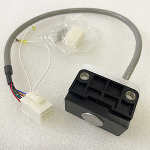 Placa de Circuito Impreso con Sensor PLG Mitsubishi TS5690N1210 - Product Image 5