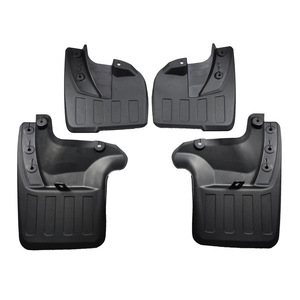 Guardabarros de Plástico para Toyota Fortuner 2016-2023, Color Negro, Compatibles con Modelos 16-23 - Product Image 1