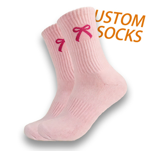 Conception et maquette GRATUITES Chaussettes <span class=keywords><strong>en</strong></span> coton avec logo personnalisé Chaussettes de sport athlétiques personnalisées pour hommes - Product Image 1