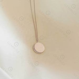 Collier avec pendentif en forme de croissant de lune en <span class=keywords><strong>argent</strong></span> 925 avec <span class=keywords><strong>gravure</strong></span> de nom, chaîne délicate Gemnel, breloques en CZ - Product Image 3