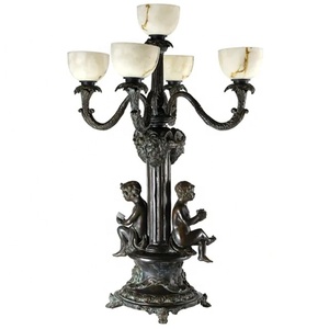Occidentale popolare all'aperto bronzo antico angelo volante decorazione statua ottone grandi angeli decorativi in bronzo con lampade