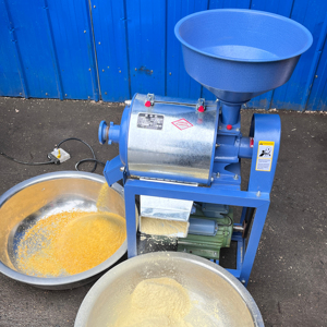 Broyeur à Maïs Automatique pour Usage Domestique, Petite Machine à Moudre les Grains avec Moteur, Sépare la Balles et la Graine pour <span class=keywords><strong>Moulin</strong></span> à <span class=keywords><strong>Farine</strong></span> - Product Image 1