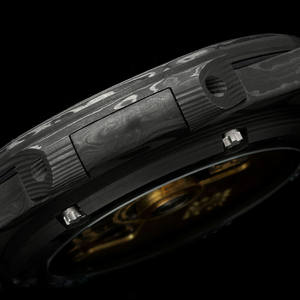 นาฬิกาข้อมือผู้ชายรุ่น All Carbon Fiber 5711 แบบกลไก ดีไซน์เปลือกหอยเกลียวสุดหรู น้ำหนักเบาพิเศษ - Product Image 6