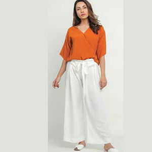 Blusa Casual de Verano para Mujer al por Mayor, Top Cruzado con Cuello en V, Manga Media, Ajuste Holgado, Color Liso, Camisa de Poliéster para Dama - Product Image 3