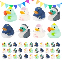 Juguetes de baño de bañera con forma de pato de goma de tiburón de PVC impresos en masa personalizados que incorporan diseños de patrones