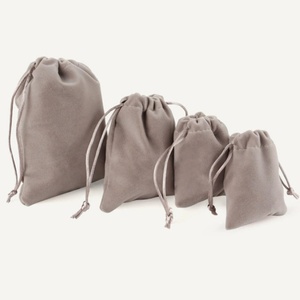 Sac de rangement pour bijoux et montres en velours avec cordon de serrage, logo personnalisé, design réutilisable, impression sur écran, emballage écologique - Product Image 2