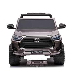 Coche Eléctrico Infantil Personalizado Toyota Hilux con Licencia, Jeep para Niños, Venta al por Mayor, Coche Eléctrico para Niños con Batería Recargable de 12V - Product Image 3