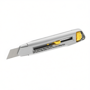 Cuchillo utilitario Cutter Interlock de 18 mm con bloqueo de seguridad para tareas de corte de precisión - Product Image 2