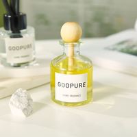 Bouteille de parfum de voiture suspendue vide de 50ml bouteille vide de parfum de diffuseur de voiture avec couvercle en bois désodorisant vente en gros