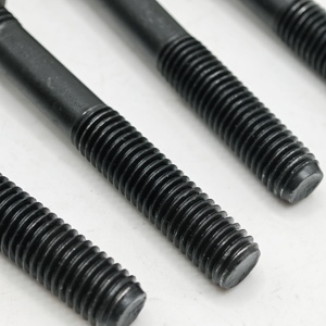 Perno de la Tapa de Cilindros del Motor Xinchai 490, Reemplazo de Tamaño Estándar, 3 Meses de Garantía, Diseño de Alta Presión, Diseñado para Turbocompresores - Product Image 3