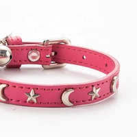 Collier réglable pour animaux de compagnie avec clochette et motif étoile lune pour chatons et chiots – Accessoires de promenade extérieurs pour chats et chiens