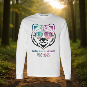 True North Vbs 2025 T-shirt à manches longues Confiant en Jésus dans un monde sauvage - Product Image 3