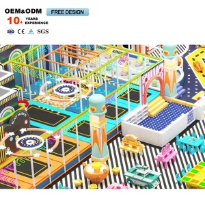 Parco giochi per bambini centro commerciale al coperto i bambini giocano parco divertimenti grande attrezzatura per il divertimento della famiglia dove i sogni diventano realtà - Product Image 1