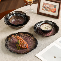 Ensemble de vaisselle en céramique de style nouveau, motif pétale, design rétro luxueux, assiettes à dim sum/gâteaux, bols à riz et à soupe