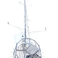 Anémomètre de tour galvanisé haute précision 60M avec supports de capteurs multi-niveaux pour éolienne et dispositifs de sécurité anti-escalade