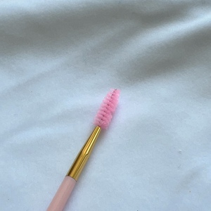 Pennello a Spirale Doppio per Sopracciglia, Strumento di Bellezza Portatile con Manico in Legno e Setole Sintetiche per il Viso - Product Image 2