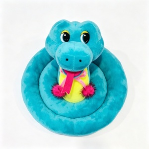 Peluche serpent turquoise personnalisée, adorable peluche serpent aux grands yeux, reptile turquoise et jaune, animal en peluche serpent coloré enroulé - Product Image 2
