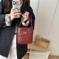 Nouveau Sac à Main Rétro 2026 – Sac à Bandoulière Décontracté pour Femme, Petit Sac Carré Uni Très Tendance
