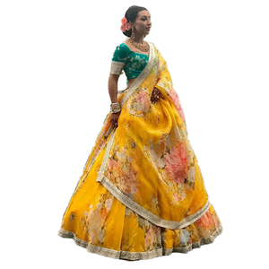 Charmant Lehenga Choli semi-cousu en organza imprimé floral jaune pour mariage, 2000g - Product Image 1