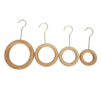 Usine En Gros Nouveauté Boutique Anneau De Stockage Affichage Cercle En Bois Naturel Cravate Ronde Écharpe Cintre Avec Aimant