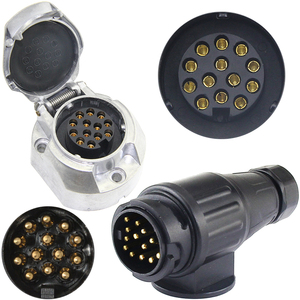 Prise de <span class=keywords><strong>remorque</strong></span> à prix attractif <span class=keywords><strong>Adaptateur</strong></span> de 12 prises de <span class=keywords><strong>remorque</strong></span> de l'OTAN 12v 24v 7pin 13pin Prise de <span class=keywords><strong>remorque</strong></span> durable à <span class=keywords><strong>7</strong></span> voies - Product Image 5