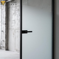 Porte à battant écoénergétique - Cadre en aluminium fin - Double vitrage - Surface finie - Isolation phonique - Pour usage intérieur moderne en villa