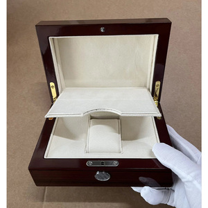 Caja de Reloj de Lujo Roja Personalizada Directo de Fábrica con Interior de Terciopelo Blanco para Hombre, Empaque de Reloj de Marca de Alta Gama, Caja de Regalo para Reloj - Product Image 2