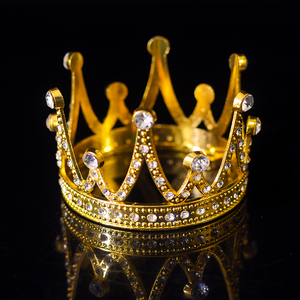 Fata di lusso perla piccola corona di diamanti di perle Mini corona di compleanno per bambini torta decorazione corona all'ingrosso - Product Image 1
