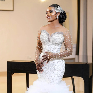 Vestido de Novia Moderno de Lujo sin Tirantes, Estilo Europeo Americano, Talla Grande, con Encaje Natural, Cierre de Cordones, Corte Sirena/Trompeta - Product Image 1