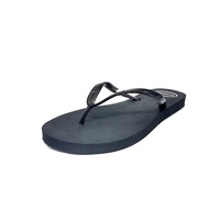 Tongs et Claquettes pour Femmes à Prix Abordable – Chaussures Personnalisées de Haute Qualité, Populaires et Tendance pour l'Été, Durables