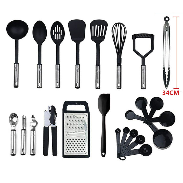 24 pièces noires