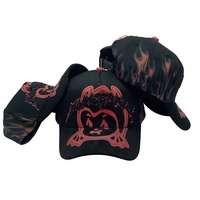 Casquette Trucker Noire Street Snapback avec Imprimé Flamme Rouge, Personnage de Dessin Animé Diable, Broderie de Lettres Gothiques en Strass pour Hommes Mexicains