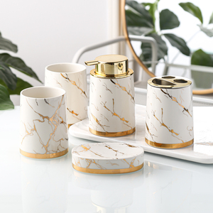 Accessoires de salle de bain en céramique marbre léger de luxe, ensemble de lavage distributeur de bain de bouche porte-brosse à dents porte-savon singeton - Product Image 1