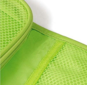 <span class=keywords><strong>Pas</strong></span> <span class=keywords><strong>cher</strong></span> Polyester Femelle Personnalisé Suspendus <span class=keywords><strong>Voyage</strong></span> Trousse <span class=keywords><strong>de</strong></span> toilette <span class=keywords><strong>Organisateur</strong></span> - Product Image 4