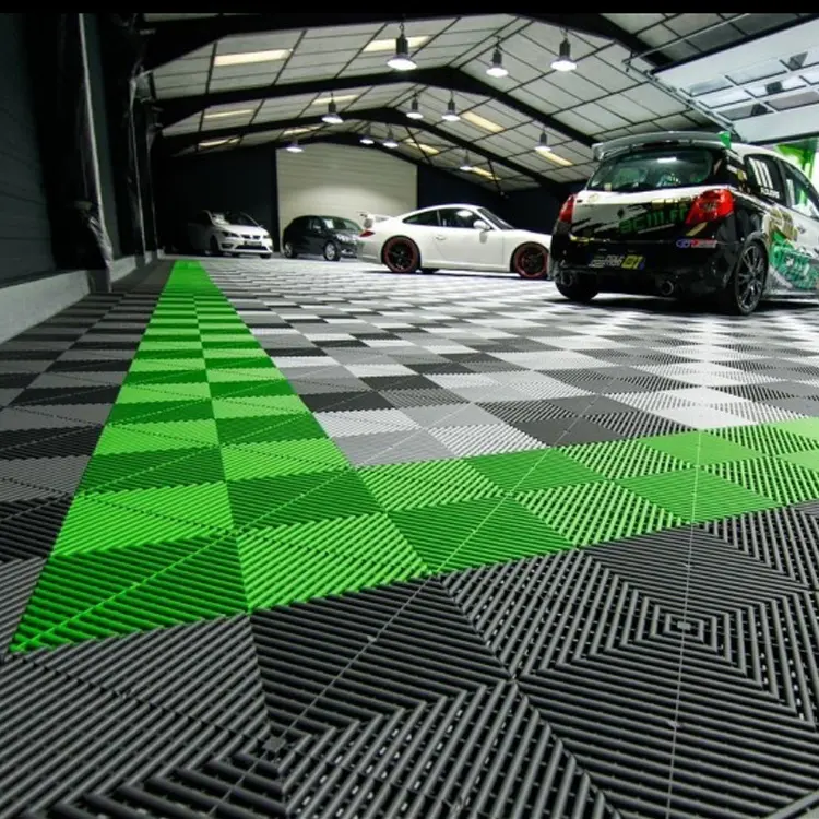 PP PVC Material Flooring Outdoor Garage Tiles Interlock Plastic Tiles Car Garage Floor Tiles