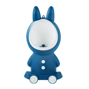 Urinario infantil con diseño de conejo para entrenamiento de niños de 3 a 6 años, material PP, inodoro portátil montado en la pared - Product Image 3