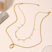Collier personnalisé en acier inoxydable plaqué or 18 carats, hypoallergénique, avec chaînes superposées et pendentif perle irrégulière – Accessoires de mode