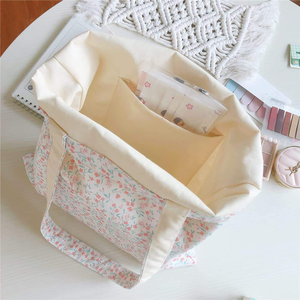 Nouveauté été : Sac fourre-tout en coton grande capacité pour <span class=keywords><strong>femme</strong></span>, imprimé floral frais, style minimaliste, sac à bandoulière en toile brodée ouverte - Product Image 3