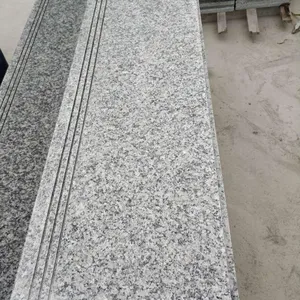 Escalera de granito G602 pulida a precio competitivo, escalones de granito gris con antideslizante