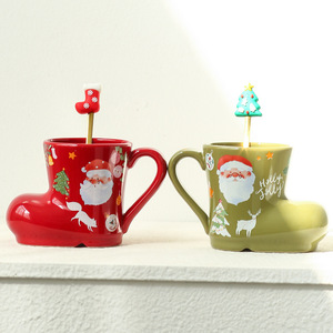 Novelty Christmas <b>Boot</b> Mug Ceramic Coffee Cup Christmas Mug Gift Set with Spoons - Product Image 4