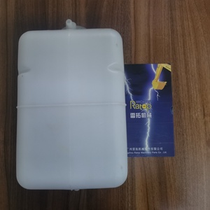 Réservoir d'eau durable K1003354A, réservoir d'expansion de liquide de refroidissement K1003354 K1009605B pour DX300 DX340 DX420 - Product Image 1
