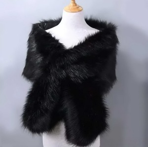 Châle en fausse fourrure pour femme, châles <span class=keywords><strong>et</strong></span> étoles de luxe en fausse fourrure pour robes de soirée, étole en fausse fourrure pour mariée <span class=keywords><strong>et</strong></span> demoiselle d'honneur - Product Image 2