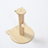 Tour de griffoir compact pour chat en gros 28x28x34cm - Colonne à griffer en sisal avec boule en peluche, base en MDF robuste, mobilier pour animaux de compagnie OEM