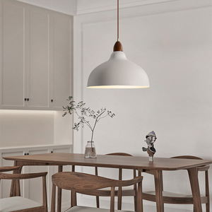 โคมไฟระย้าสไตล์วบิซาบิแบบญี่ปุ่นย้อนยุค ออกแบบโดยดีไซเนอร์ งานศิลปะไม้สร้างสรรค์สำหรับบ้านพัก ใช้ไฟ AC ขนาดกลาง - Product Image 4